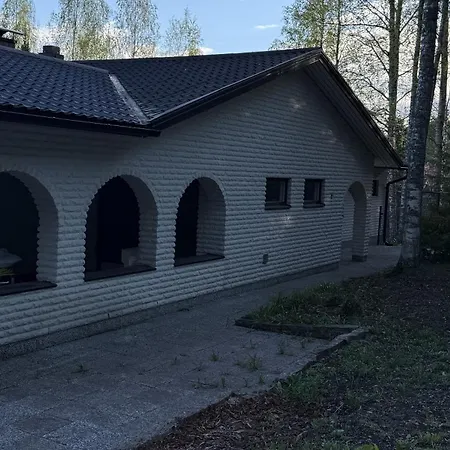 Jalokivi Villa