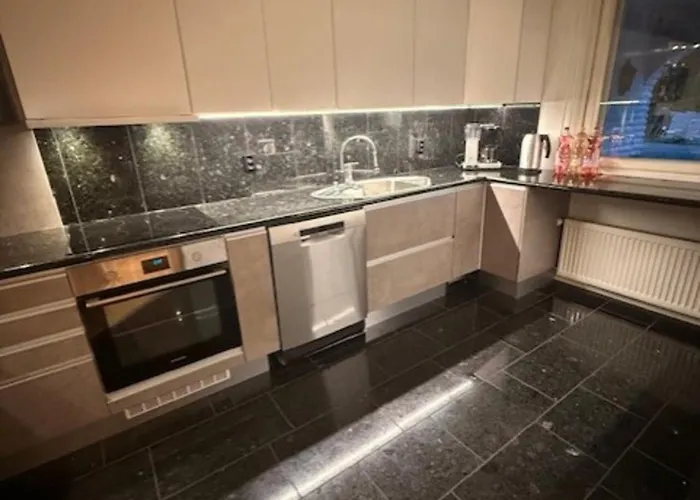 Jalokivi * لابينرانتا